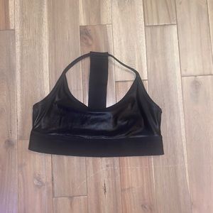 Noli liquid sports bra